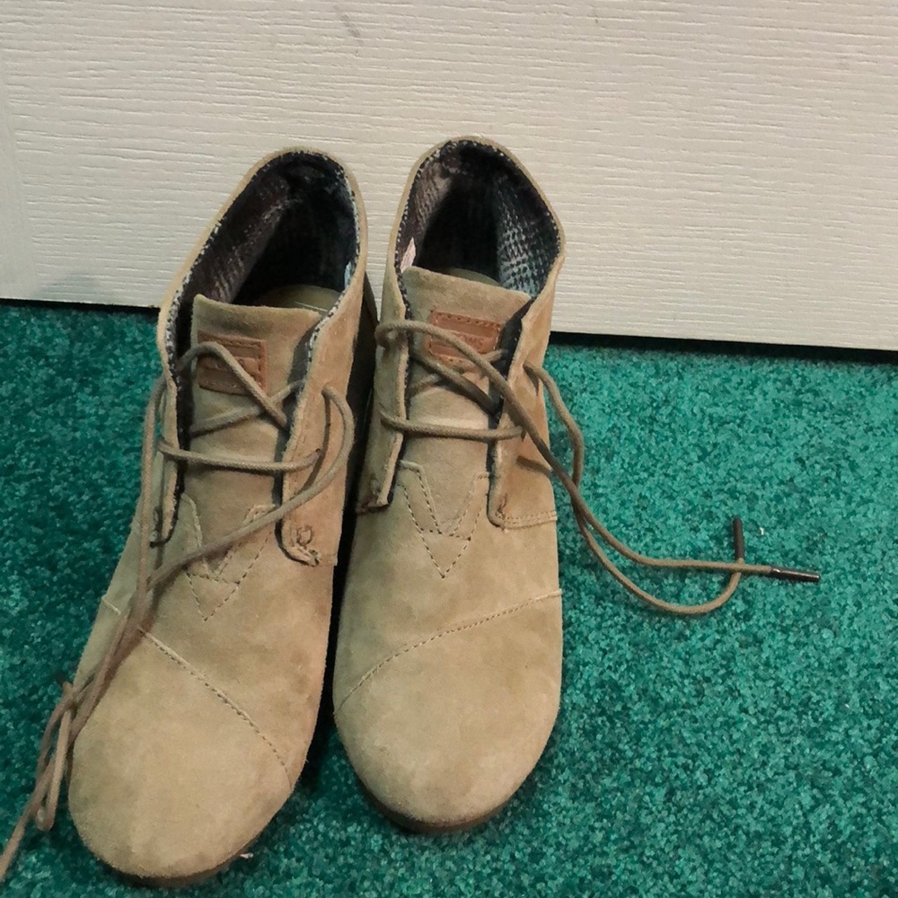 Toms booties